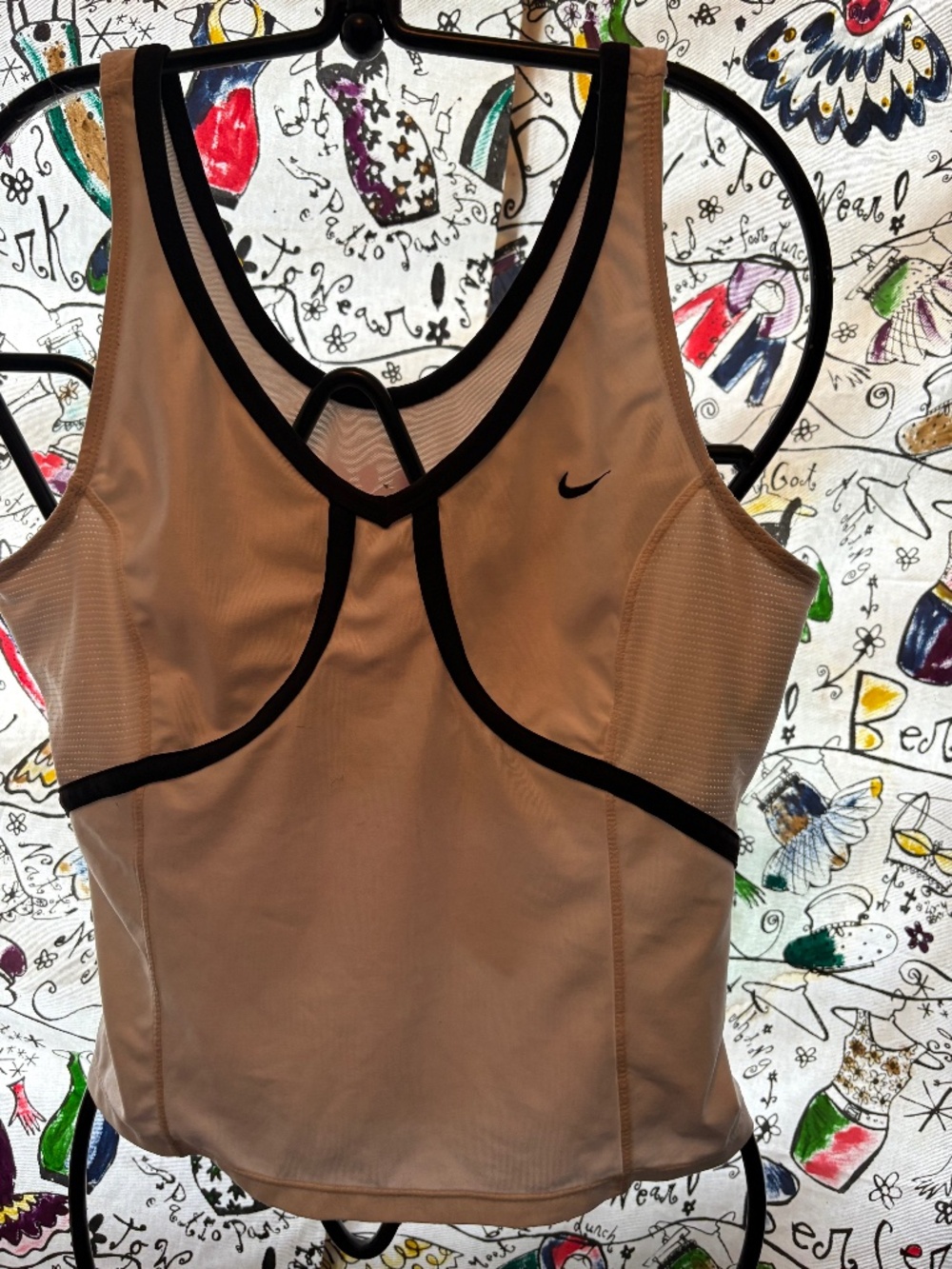 Nike active top
